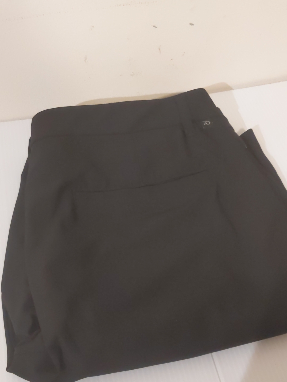 7 Diamonds Infinity Mens Size 38 Black Shorts 21" Length